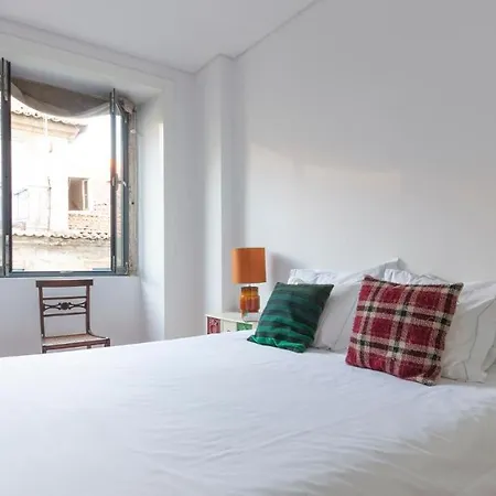 Apartamento Plum Guide - Solar Fuchsia